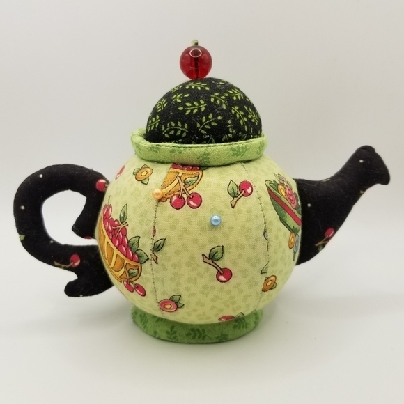 Vintage Mary Englebrett Tea Pot Pin Cushion By Dritz 2001 Cherries Cherry Print - Picture 3 of 12